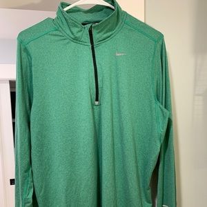 Men’s Nike quarter zip long sleeve shirt size Med